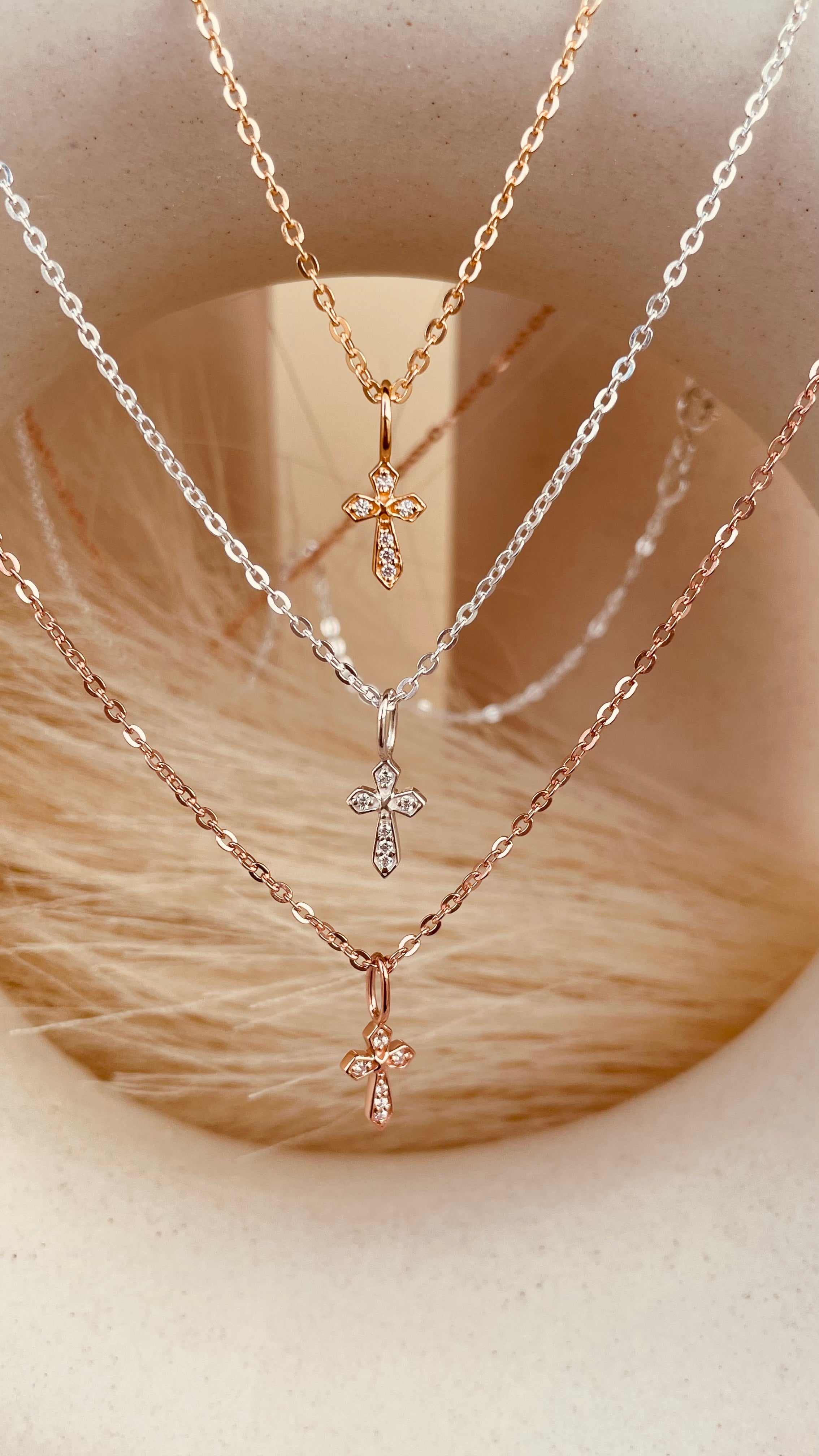 Dainty Token of Faith Necklace with Sitara Chain - Octonov 