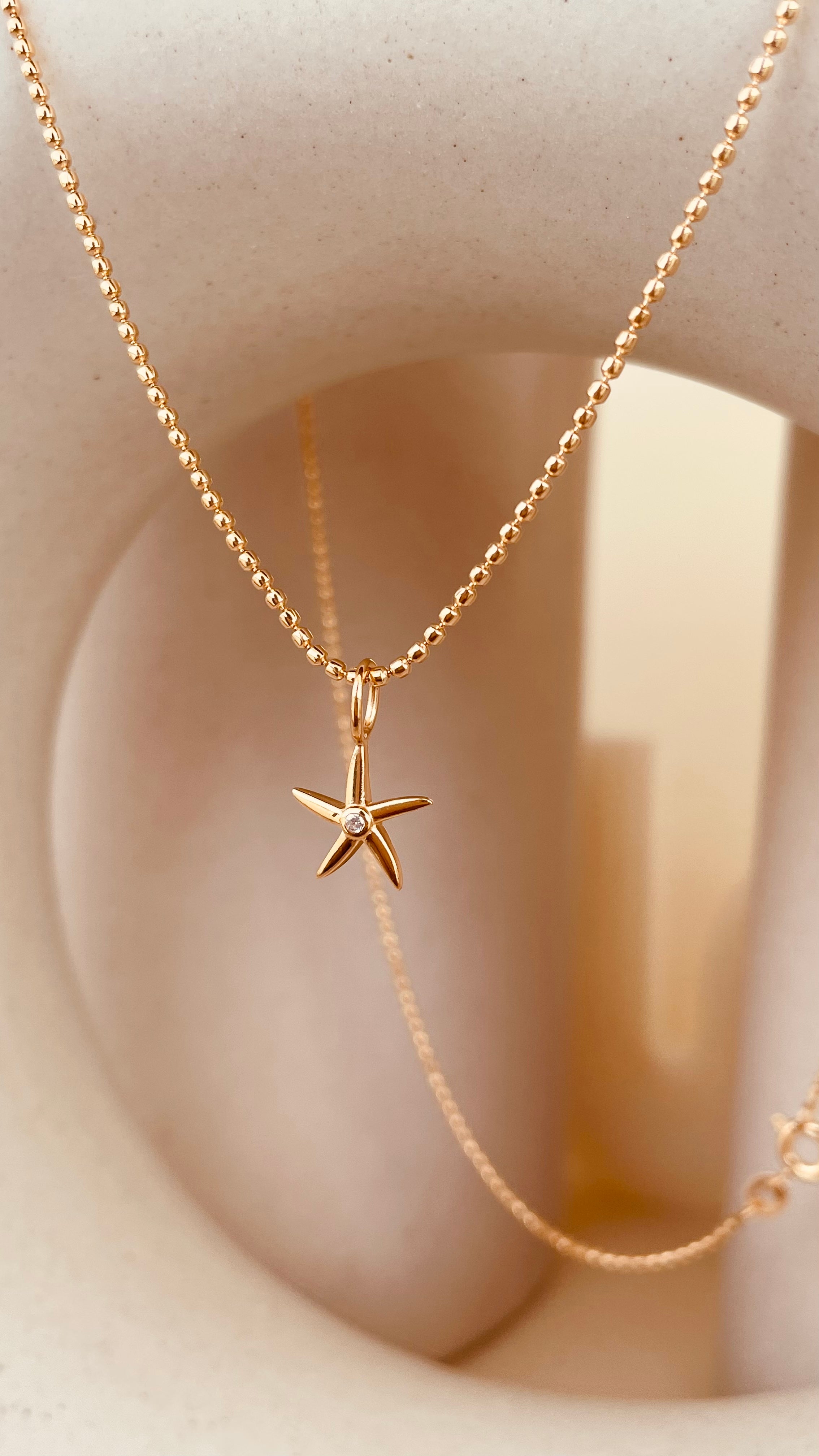 Minimal Starfish Necklace with Beaded Chain - Octonov 