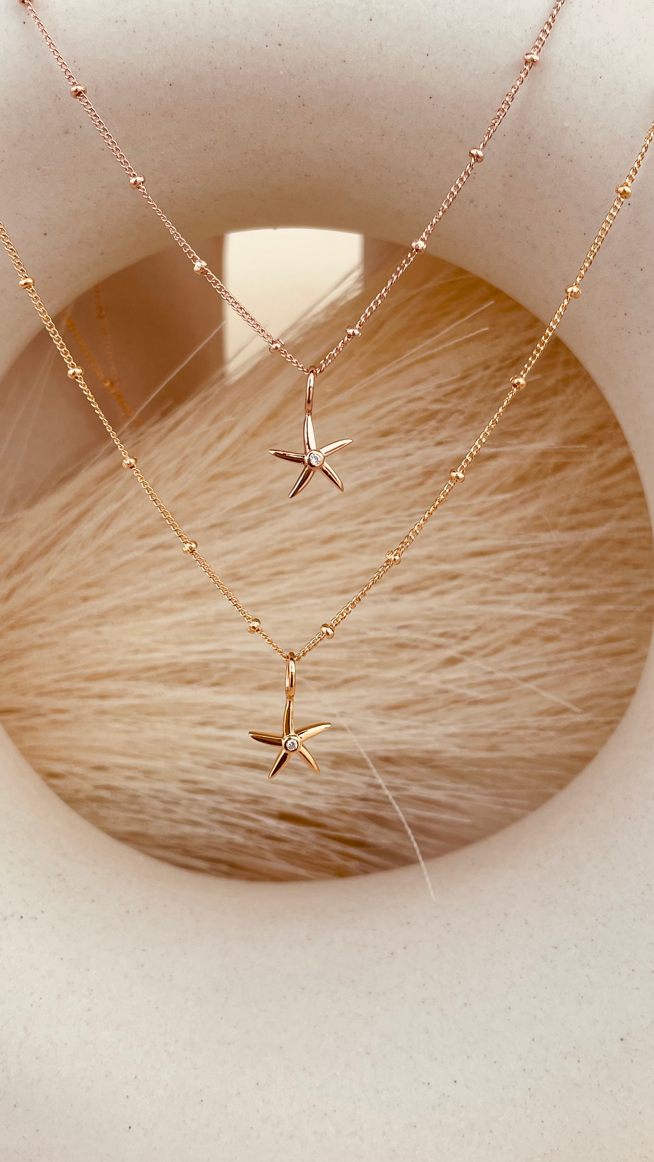 Minimal Starfish Necklace with Satellite Chain - Octonov 