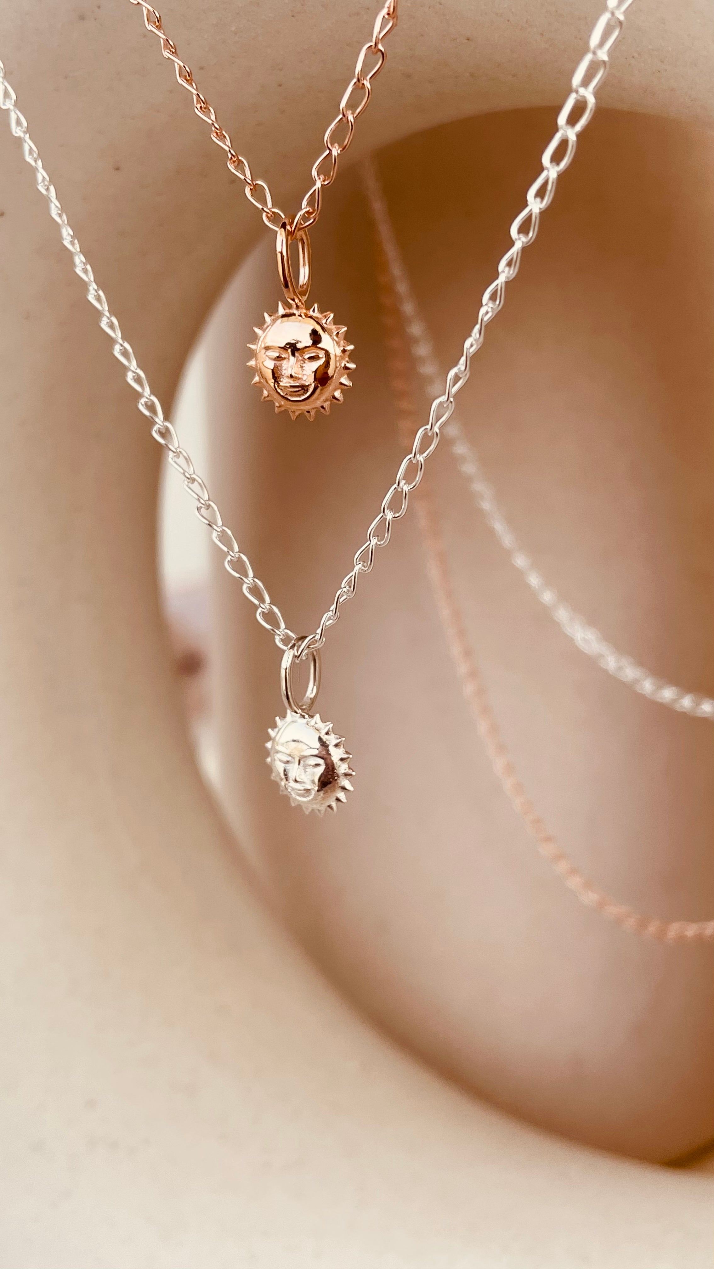 Dainty Steller Sun Charm Necklace with Cable Chain - Octonov 