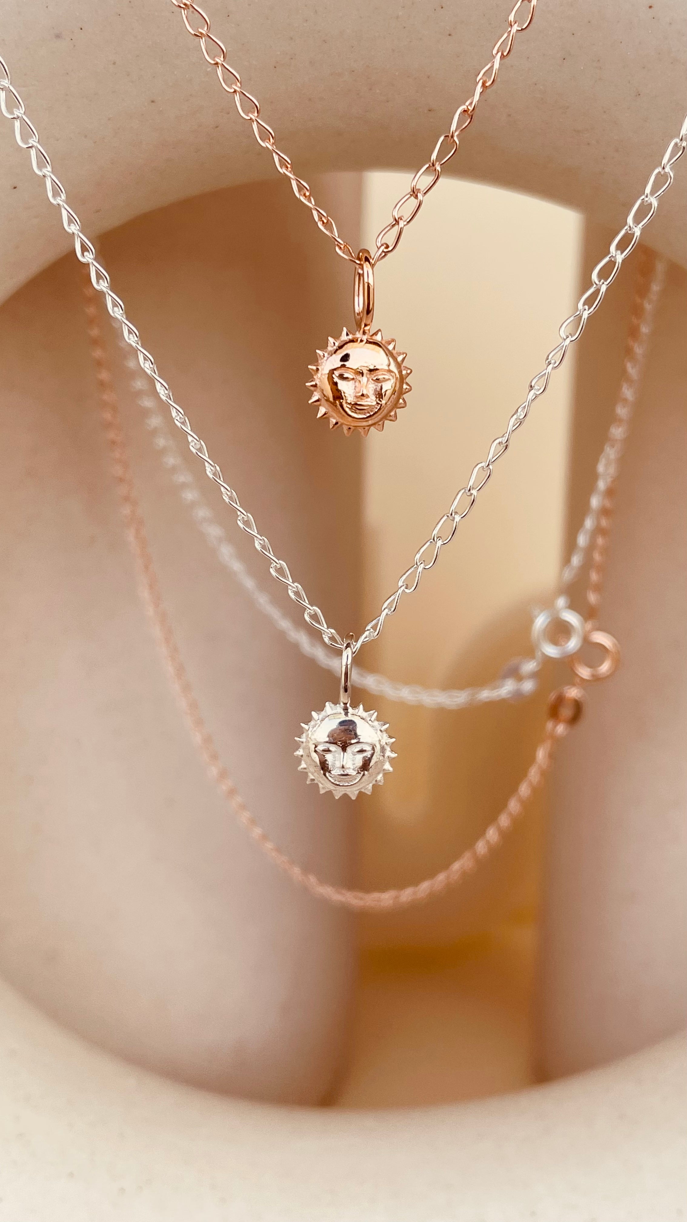 Dainty Steller Sun Charm Necklace with Cable Chain - Octonov 