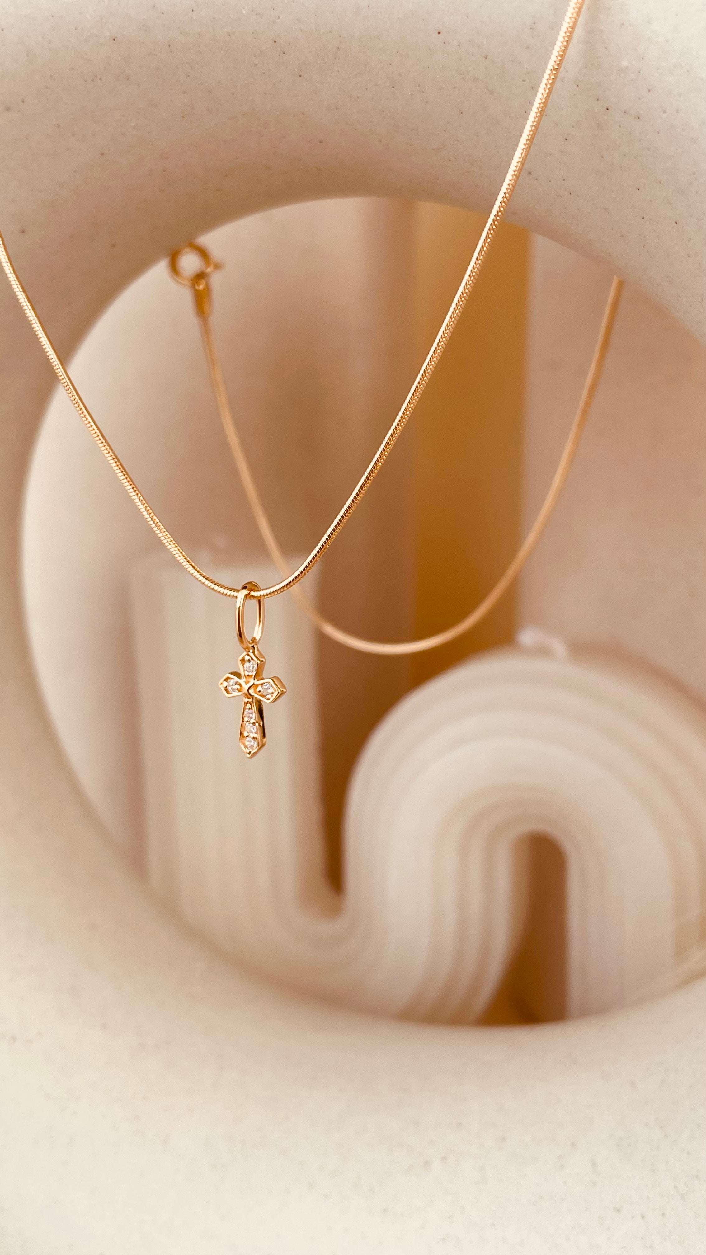 Minimal Token of Faith Necklace with Snake Chain - Octonov 