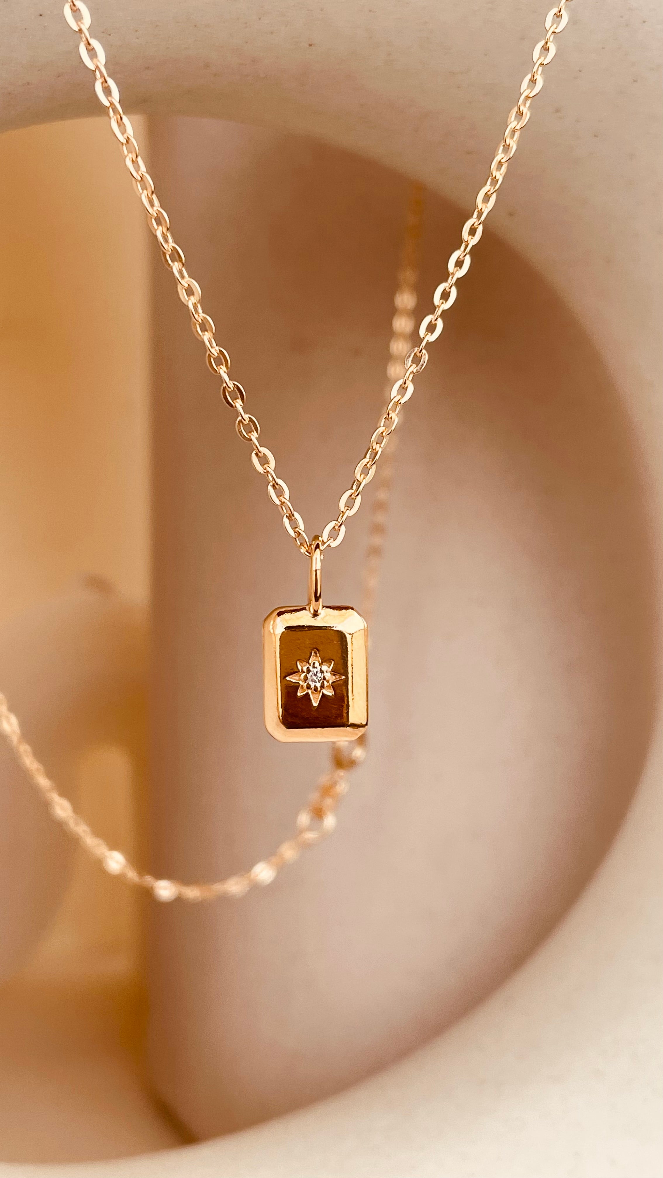 Dainty North Star Necklace with Sitara Chain - Octonov 