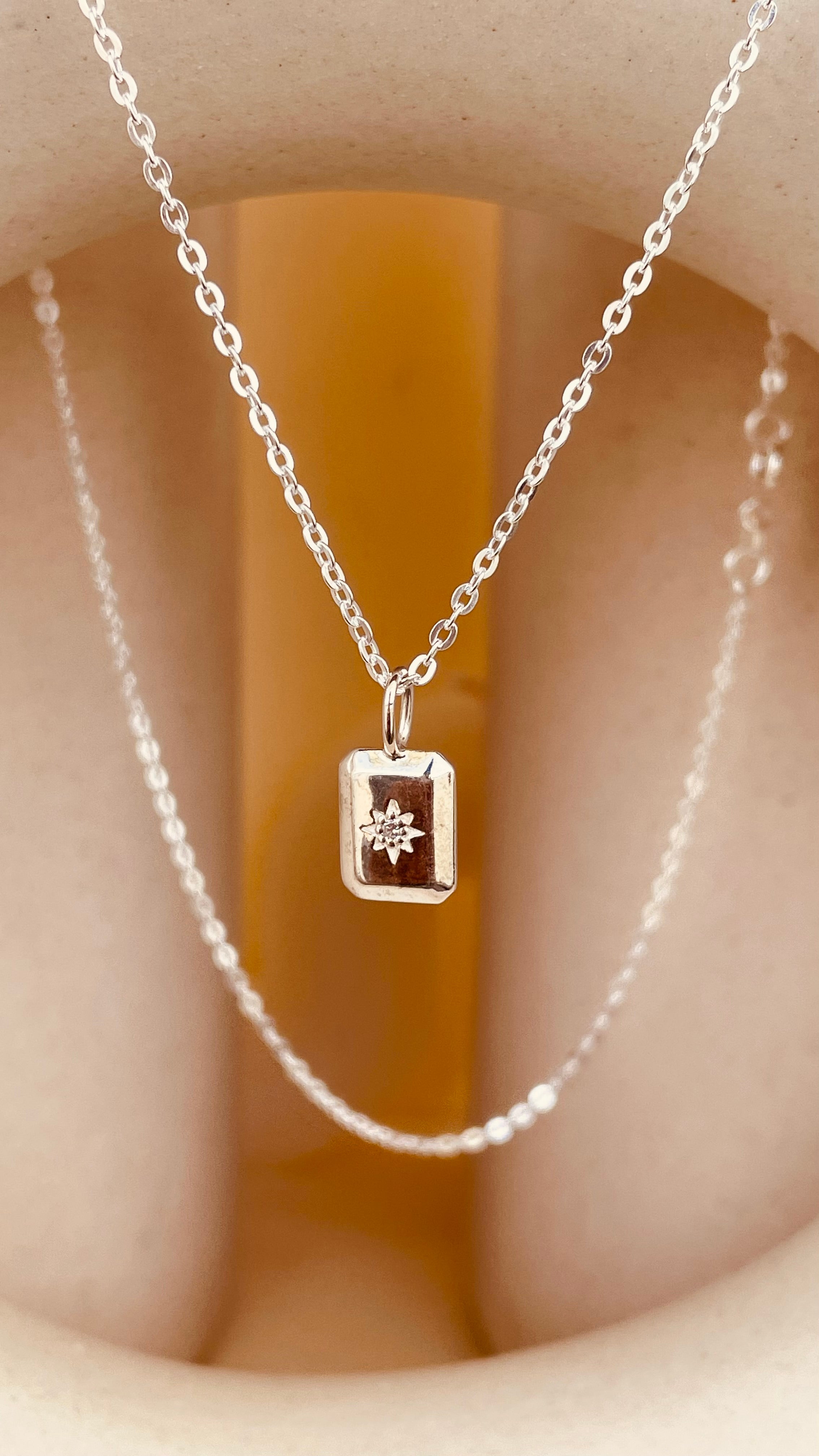 Dainty North Star Necklace with Sitara Chain - Octonov 