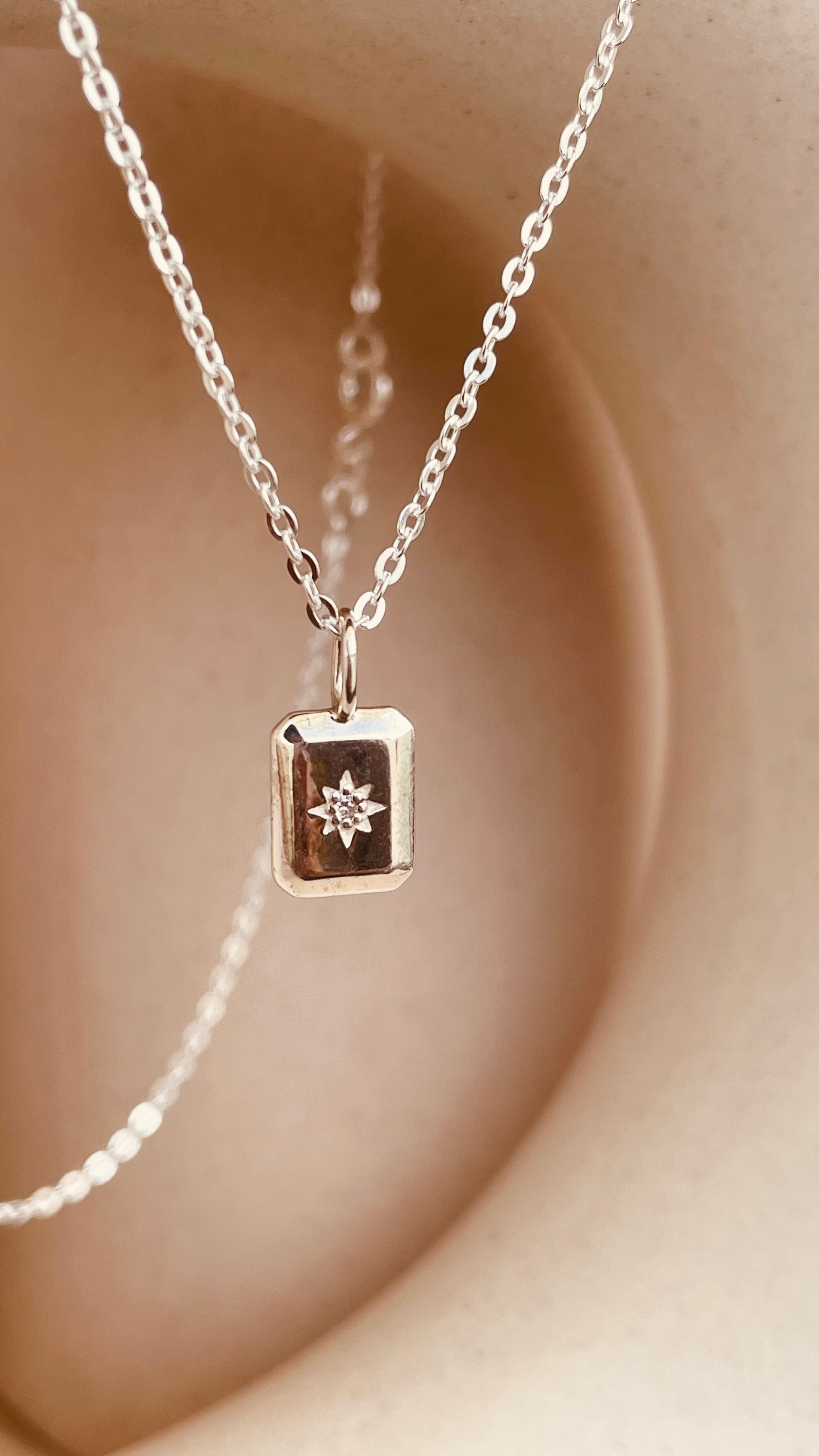 Dainty North Star Necklace with Sitara Chain - Octonov 